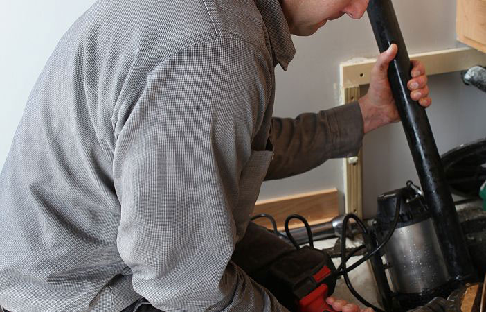 胡市镇简仓堵漏